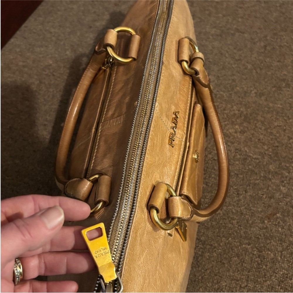 Prada Vetello shine satchel - Picture 6 of 14